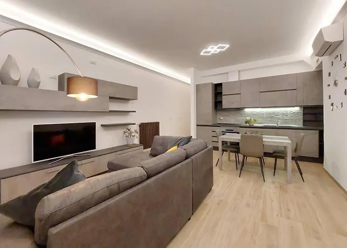 Aventino Contemporary Apartment