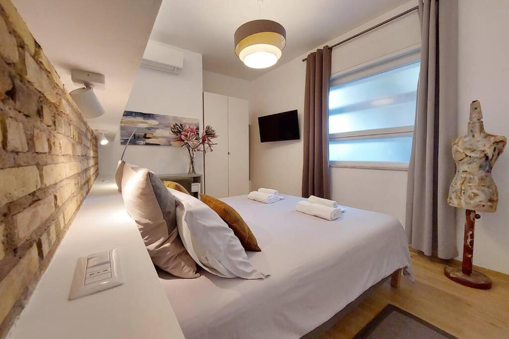 Aventino Contemporary Apartment *